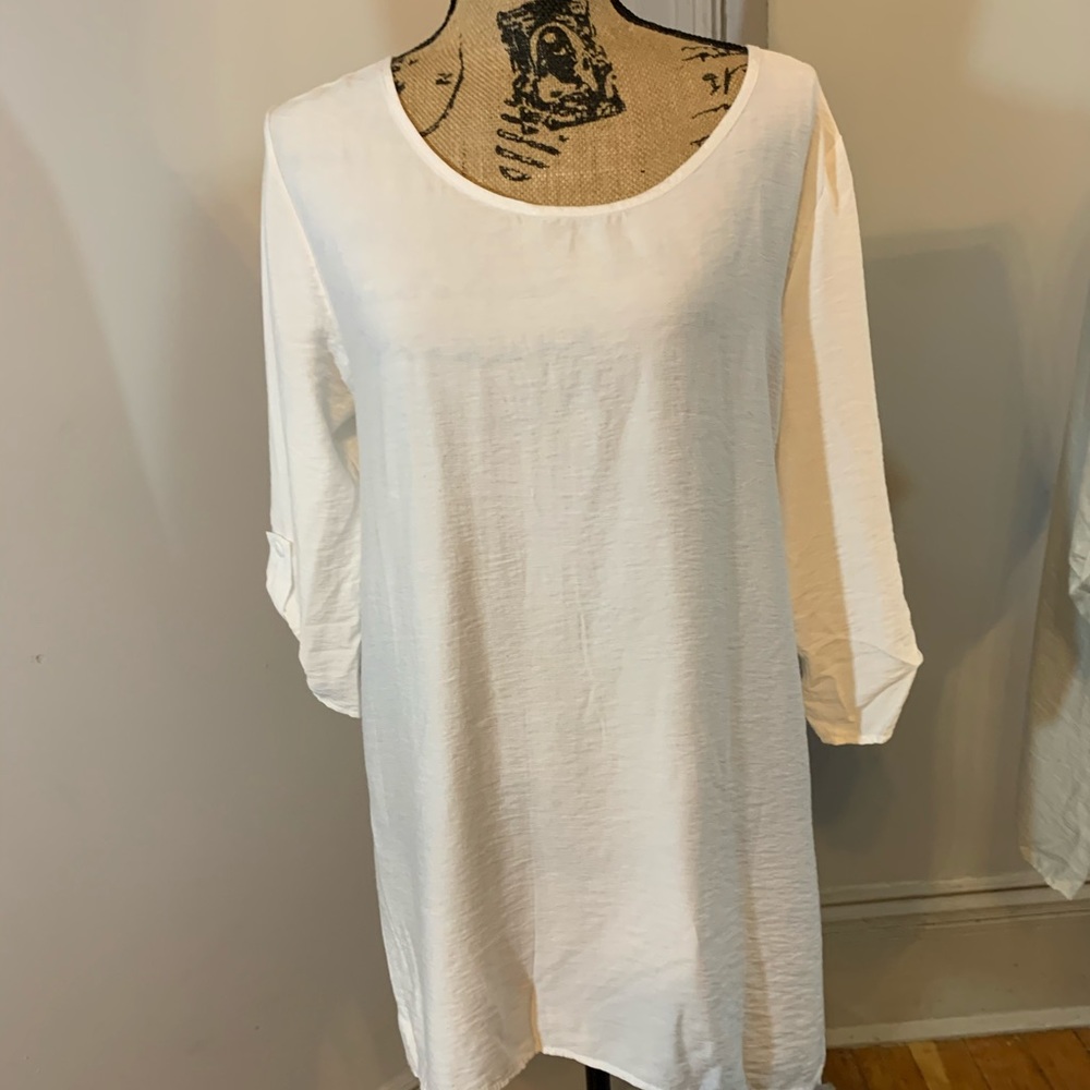 Clara Sun Woo short sleeve tunic top white hi- low
